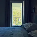 Rest And Restaurant In Hotel *