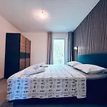 Hotell Santana - Ristorante & Pizzeria In *