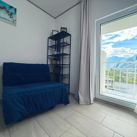 Rest And Restaurant In