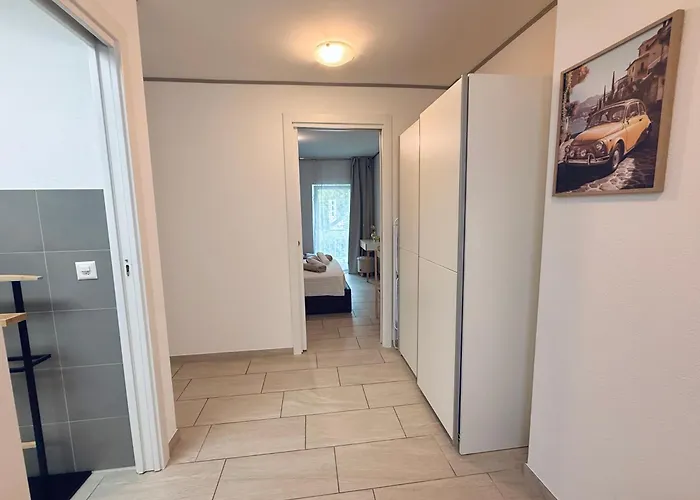 Hotel Rest And Restaurant In Roveredo