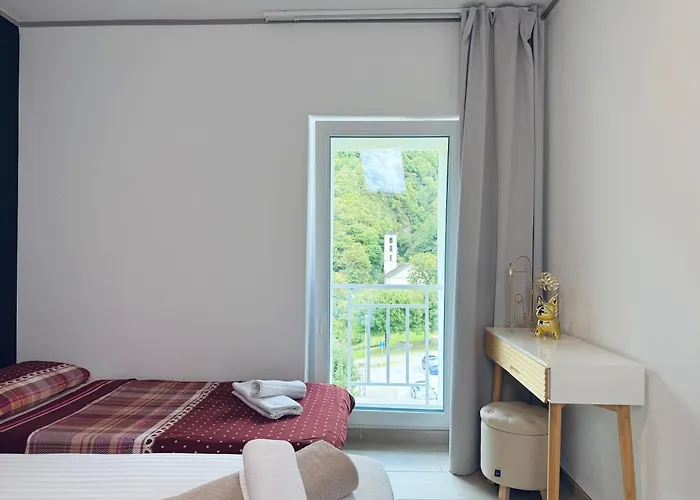 Hotel Rest And Restaurant In