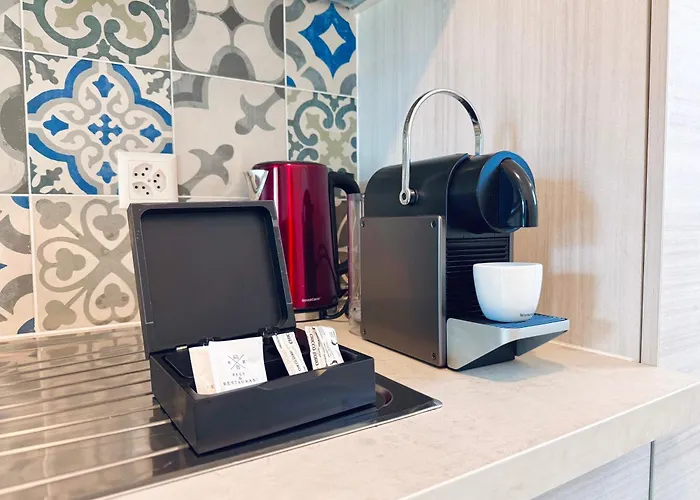 Rest And Restaurant In Hotel