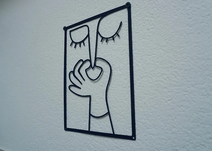 Rest And Restaurant In Hotel *