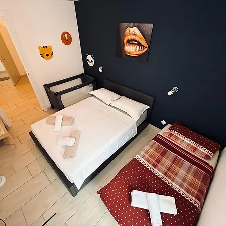 Rest And Restaurant In *