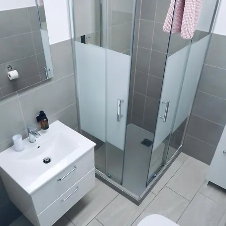 Hotell Rest And Restaurant In *