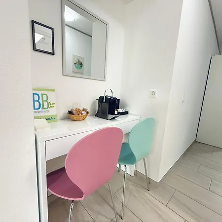 Rest And Restaurant In Hotell