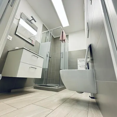 Hotell Rest And Restaurant In