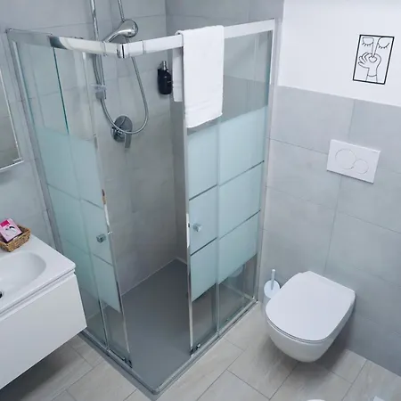 Rest And Restaurant In Hotell *