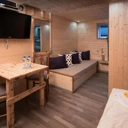 Rest And Restaurant In