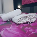 Rest And Restaurant In Hotel *