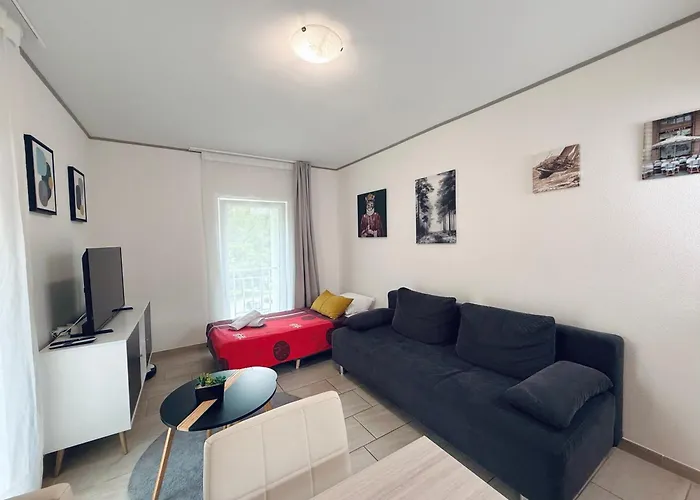 Rest And Restaurant In Hotel Roveredo