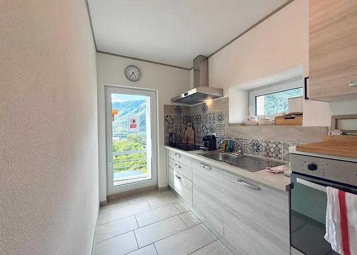 Hotel Rest And Restaurant In Roveredo