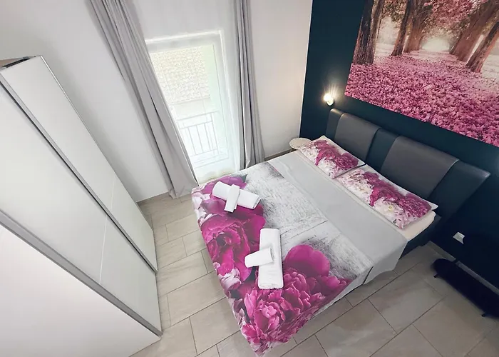 Rest And Restaurant In Roveredo